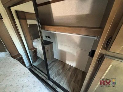 2018 Keystone RV Cougar — photo 32 view