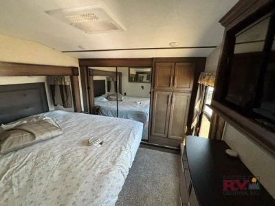 2018 Keystone RV Cougar — photo 30 view