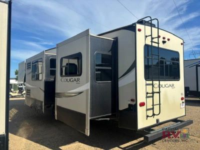 2018 Keystone RV Cougar — detail view