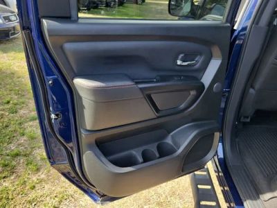 2024 Nissan Titan — photo 27 view