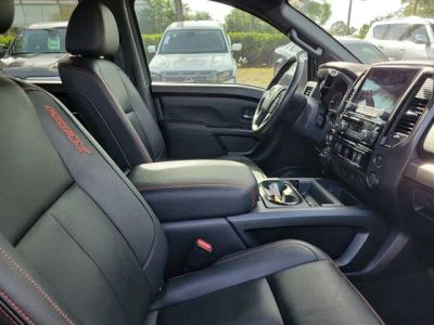 2024 Nissan Titan — photo 32 view
