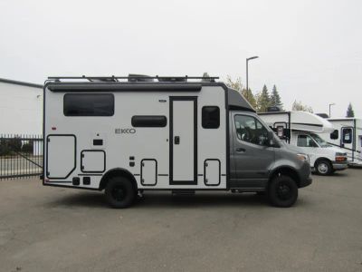 2026 Winnebago EKKO - Photo 14