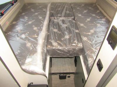 2026 Winnebago EKKO - Photo 9