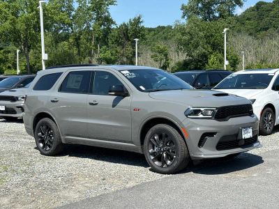 2026 Dodge Durango GT Plus in Destroyer Gray Clearcoat — front three-quarter view