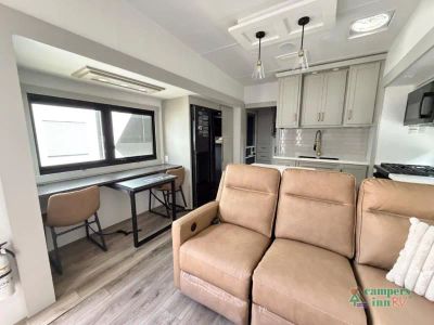 2027 Brinkley Model Z — photo 10 view