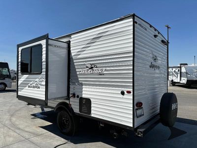 2025 Jayco Jay Flight SLX - Photo 4