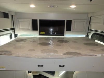 2026 Holiday Rambler Endeavor — photo 15 view