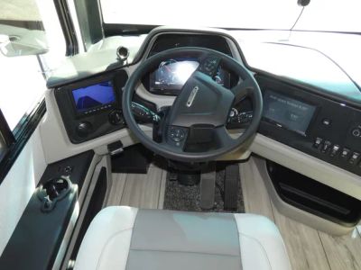 2026 Holiday Rambler Endeavor — photo 9 view