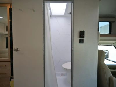 2027 Thor Motor Coach CHATEAU — photo 16 view