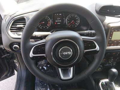 2023 Jeep Renegade - Photo 12