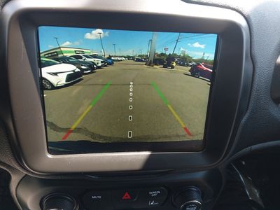 2023 Jeep Renegade - Photo 16