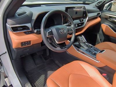 2025 Toyota Highlander - Photo 9