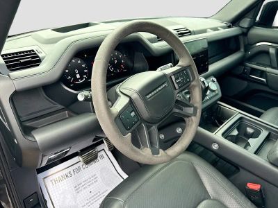2023 Land Rover Defender — photo 25 view