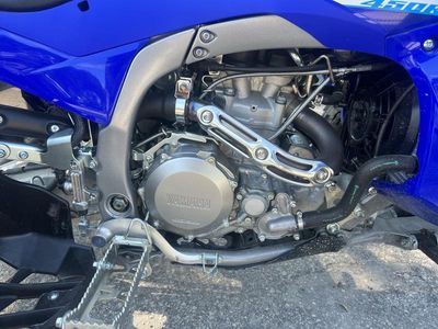 2025 Yamaha YFZ450R - Photo 11