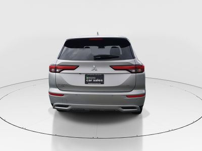 2024 Mitsubishi Outlander - Photo 6