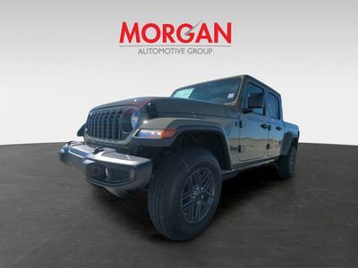 2026 Jeep Gladiator — side profile view