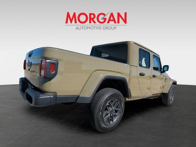 2026 Jeep Gladiator — detail view