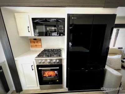 2027 Venture RV SportTrek Touring Edition — photo 9 view