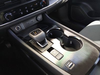 2023 Nissan Rogue - Photo 18