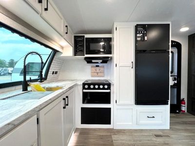 2025 Venture SportTrek - Photo 17