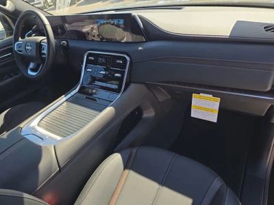2026 Nissan Armada — photo 12 view