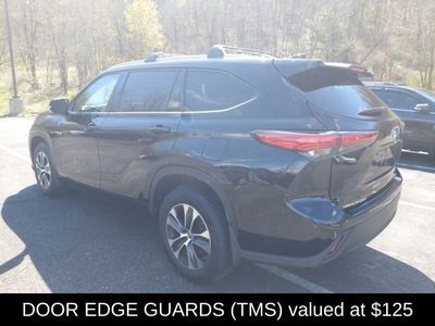 2022 Toyota Highlander XLE - Photo 6