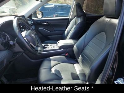 2022 Toyota Highlander XLE - Photo 15