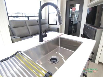 2026 Grand Design Momentum G-Class - Photo 9