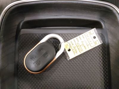 2023 Rivian R1S - Photo 14