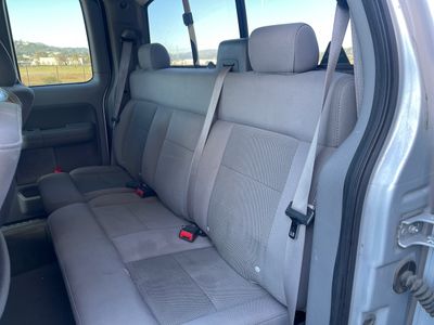 2005 Ford F-150 - Photo 11