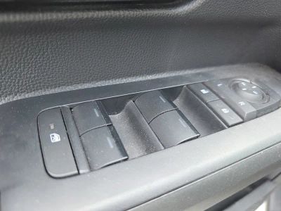 2024 Toyota Tacoma — photo 15 view