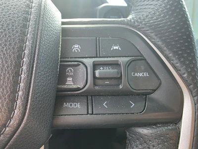2024 Toyota Tacoma — photo 18 view