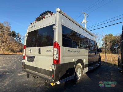 2026 Pleasure-Way Lexor - Photo 2