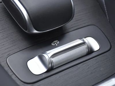 2025 Mercedes-Benz GLS — photo 13 view