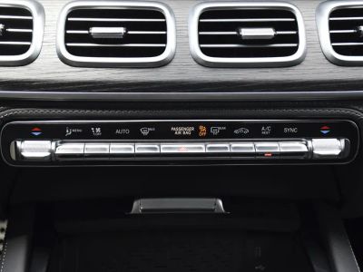 2025 Mercedes-Benz GLS — photo 15 view