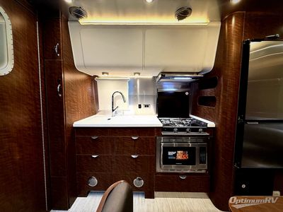 2021 Airstream Globetrotter - Photo 11