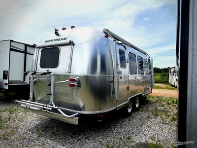 2021 Airstream Globetrotter - Photo 2