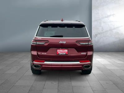 2021 Jeep Grand Cherokee L — detail view