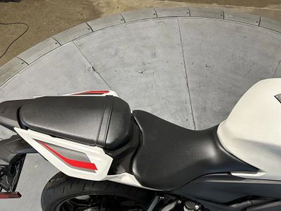 2026 Yamaha YZF-R3 70th Anniversary Edition - Photo 10