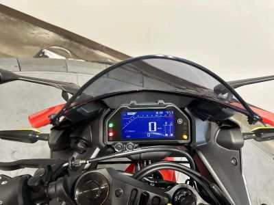 2026 Yamaha YZF-R3 70th Anniversary Edition - Photo 11