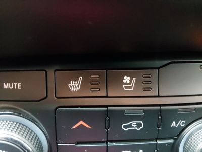 2024 Dodge Durango - Photo 19