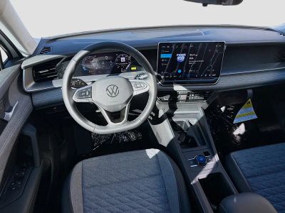 2026 Volkswagen Tiguan — photo 17 view