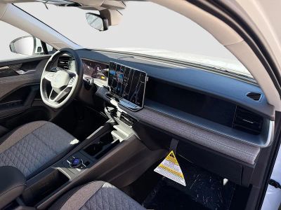 2026 Volkswagen Tiguan — photo 24 view