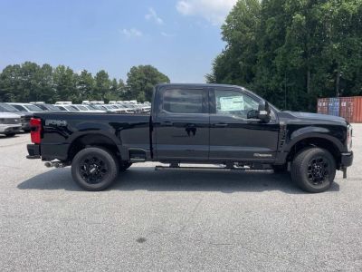 2025 Ford F-350SD - Photo 2