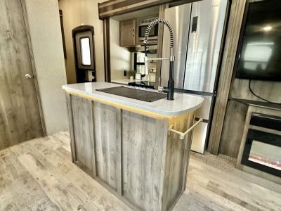 2019 Keystone Rv Sprinter 3571FWLFT — photo 13 view