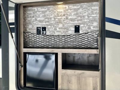 2019 Keystone Rv Sprinter 3571FWLFT — photo 21 view