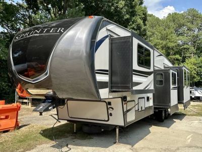 2019 Keystone Rv Sprinter 3571FWLFT — side profile view