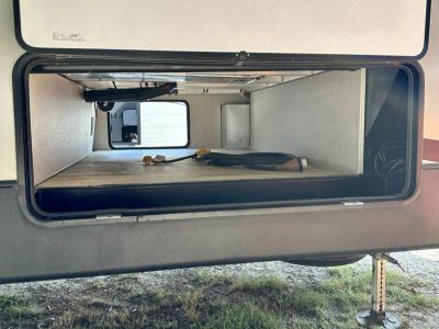 2019 Keystone Rv Sprinter 3571FWLFT — photo 24 view