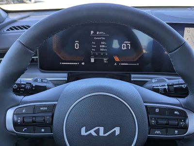2026 Kia K5 — photo 32 view