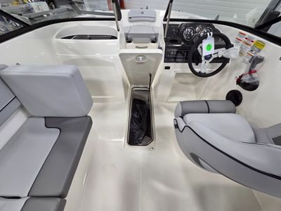 2026 Bayliner VR4 OB - Photo 15